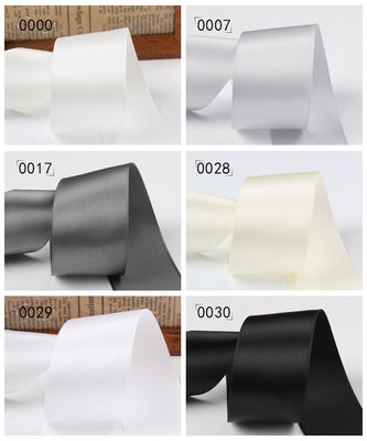 Nastro satinato in poliestere a doppia faccia da 25 mm per accessori di abbigliamento