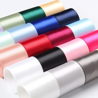 Nastro satinato in poliestere a doppia faccia da 25 mm per accessori di abbigliamento