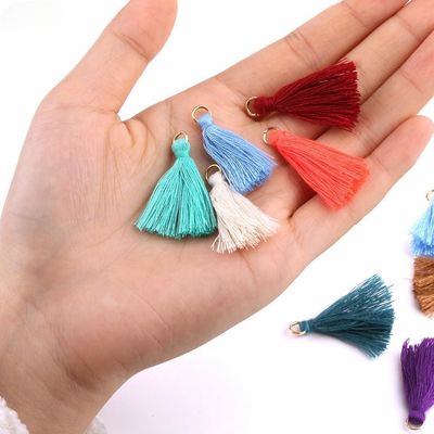 Tassel di cotone colorato 3 cm Decorazione abbigliamento Tassels di filo di cotone