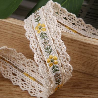 2.5cm Lace Flroal Jacquard Ribbon Gift Packing Polyester Ribbon per l'imballaggio