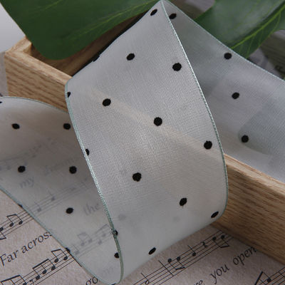 25mm-50mm Organza Ribbon con Disegno a Punto Stampato Polyester Organza Ribbon OEM Eco Friendly