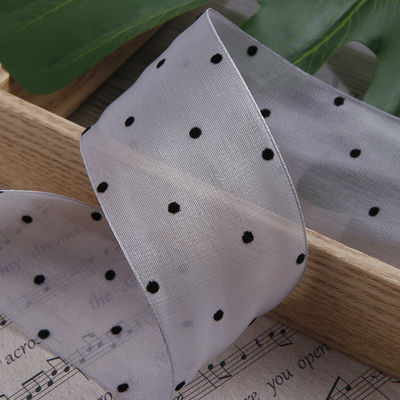 25mm-50mm Organza Ribbon con Disegno a Punto Stampato Polyester Organza Ribbon OEM Eco Friendly