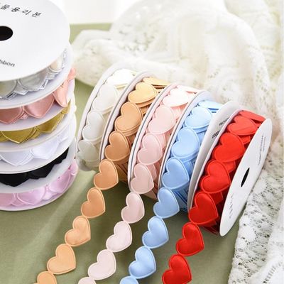 1.5cm*9m 2.5cm*9m Forma di cuore Nastro regalo in poliestere per il giorno di San Valentino