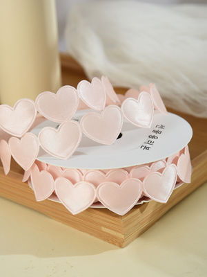 1.5cm*9m 2.5cm*9m Forma di cuore Nastro regalo in poliestere per il giorno di San Valentino