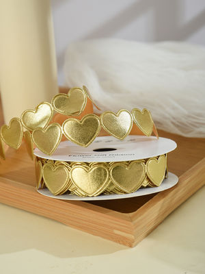 1.5cm*9m 2.5cm*9m Forma di cuore Nastro regalo in poliestere per il giorno di San Valentino